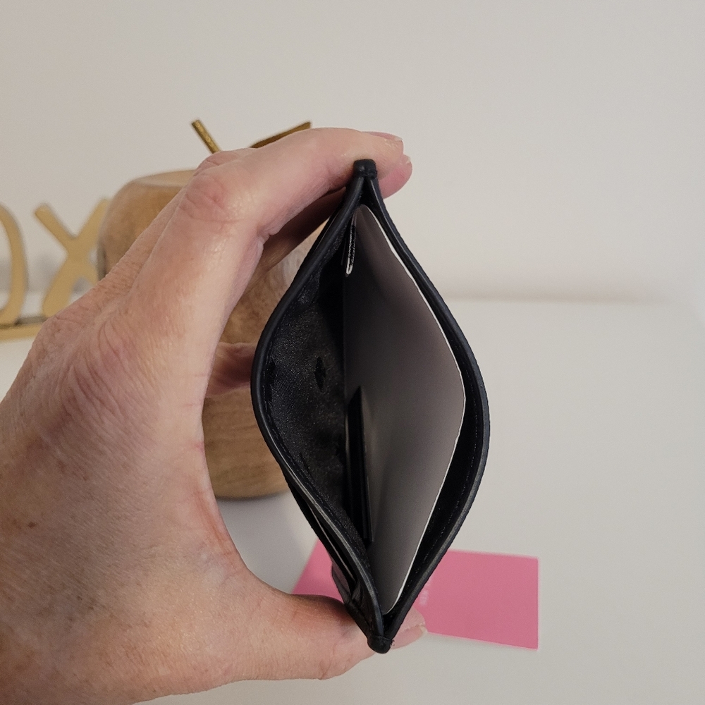 Kate Spade ♠️ Wallet - Picture 3 of 3